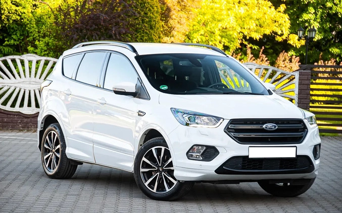 Ford Kuga cena 69990 przebieg: 93000, rok produkcji 2018 z Nowe Warpno małe 631